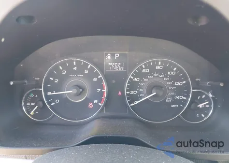 2011 Subaru Legacy 2.5I Premium из США, поврежденный, VIN 4S3BMBG65B3214678